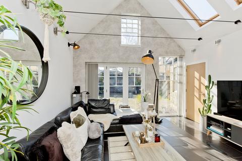 The Coach House, 17 Ethel Terrace... 2 bed detached house for sale