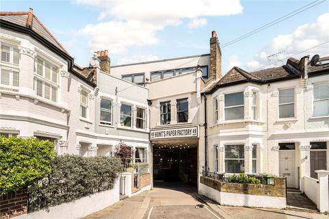 London SW6 2 bed apartment for sale