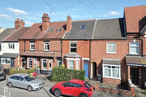 2 bedroom maisonette for sale
