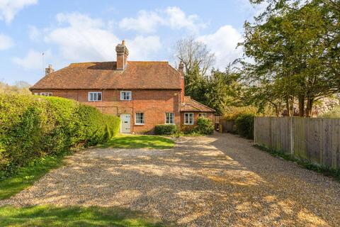 West End, Sherborne St. John... 2 bed semi