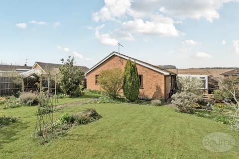 Will Hall Close, Alton, Hampshire, GU34 3 bed bungalow for sale