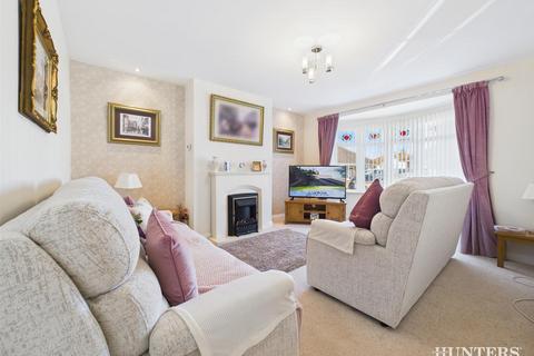 2 bedroom semi-detached bungalow for sale