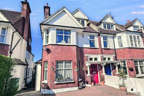 Willingdon Road, Eastbourne BN21 6 bed house for sale