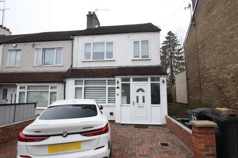 Kings Road, Orpington, BR6 3 bed end of terrace house for sale
