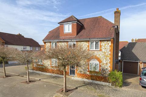 Alderwick Grove, Kings Hill 5 bed detached house for sale