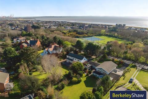Warren Road, Blundellsands, Liverpool 6 bed detached house for sale