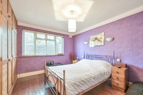 Nether Street, Finchley Central... 2 bed maisonette for sale