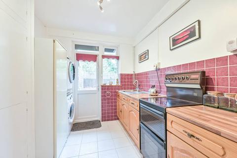 Nether Street, Finchley Central... 2 bed maisonette for sale