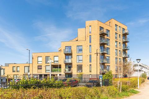 Leaden Hill, Coulsdon, CR5 1 bed flat for sale