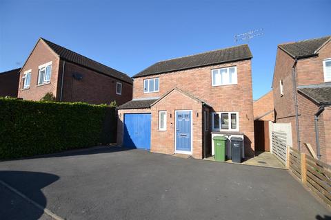 Battlebridge Close, Leominster 4 bed detached house for sale