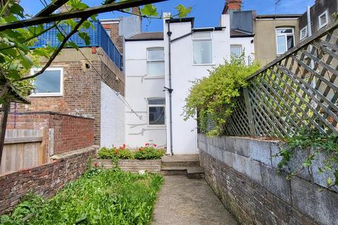 Sandown Road, Brighton 2 bed flat for sale