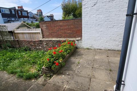 Sandown Road, Brighton 2 bed flat for sale
