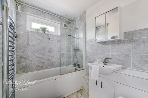 Burrage Road, London 2 bed apartment for sale