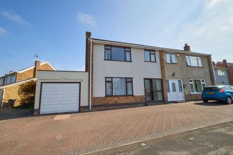 Adrian Drive, Barwell, Leicester 3 bed semi