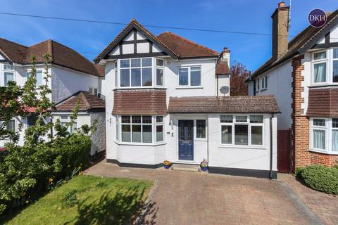 Mount View, Hertfordshire WD3 4 bed detached house for sale