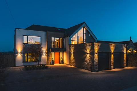 Castle Hill, Holmesfield, Dronfield 4 bed detached house for sale