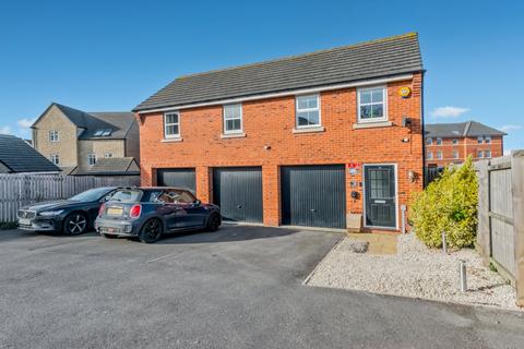 Heathfield Lane, Birkenshaw... 2 bed detached house for sale
