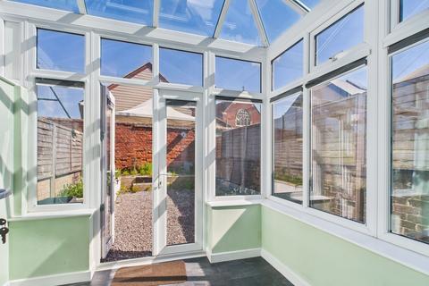 Cardiff Road, Portsmouth, PO2 3 bed terraced house for sale