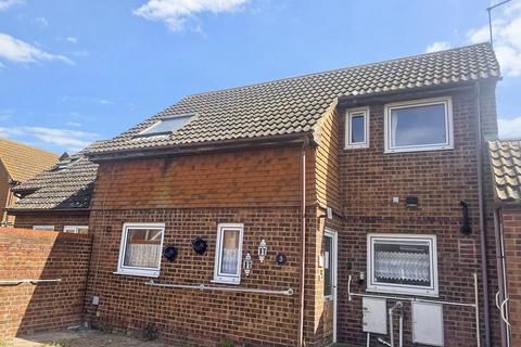 Allen Court, Minster
