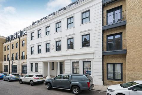 Queensbridge Drive, Cavendish Street... 3 bed flat for sale