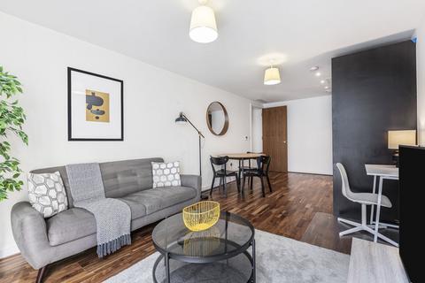 Lamb's Passage, London, EC1Y 2 bed apartment for sale