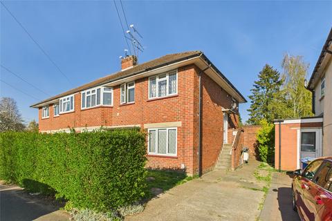 Stubbs Moor Road, Farnborough... 2 bed maisonette for sale