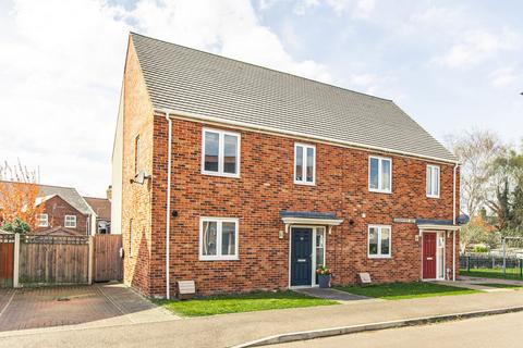 Sandpiper Way, King's Lynn, PE30 3 bed semi