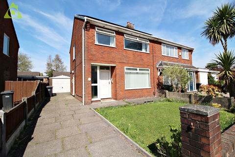 Lee Bank, Westhoughton, BL5 3HQ 3 bed semi