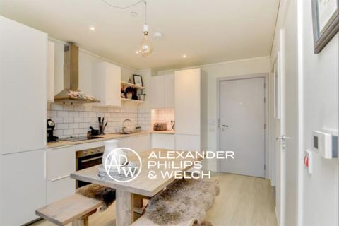 1 Ladybower Road, Worthing BN13 2 bed flat for sale