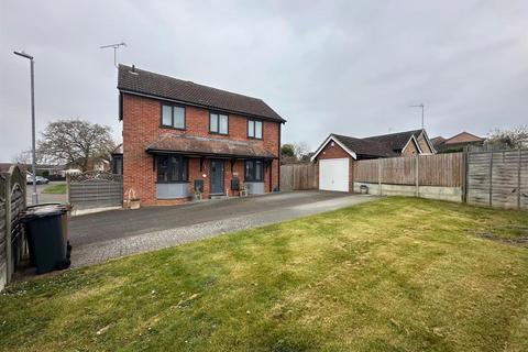 Farriers Road, Stowmarket IP14 4 bed detached house for sale