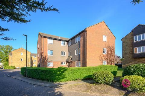 Oakridge Drive, London 1 bed flat for sale