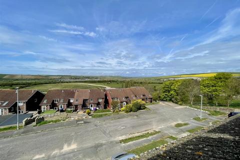 Heighton Crescent, Newhaven 4 bed terraced house for sale