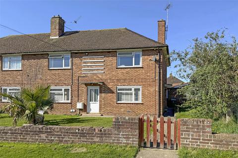 Belyngham Crescent, Littlehampton... 2 bed apartment for sale