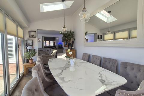Welsh Road West, Southam, CV47 5 bed end of terrace house for sale
