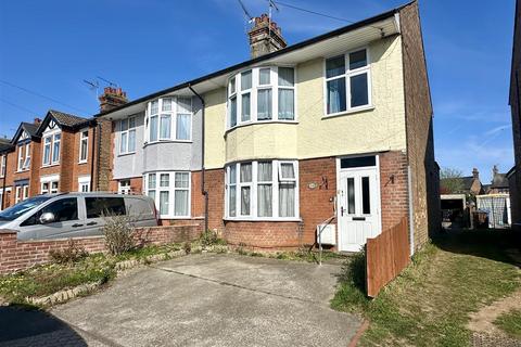 Avondale Road, Ipswich IP3 3 bed semi
