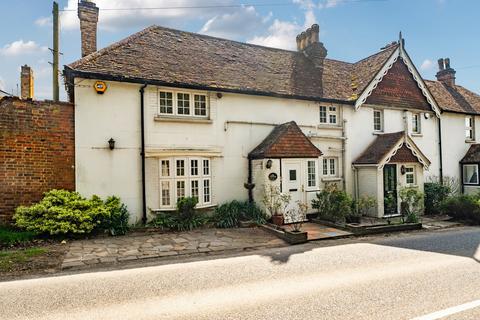 Fulmer Road, Fulmer, Buckinghamshire 4 bed end of terrace house for sale