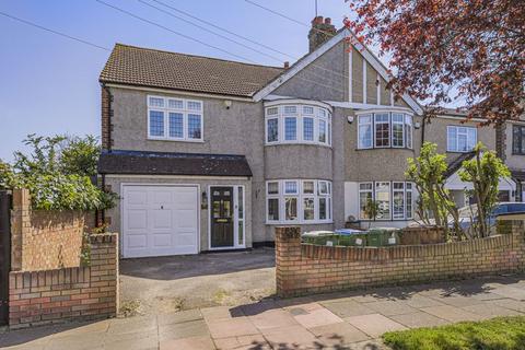 Brooklands Avenue, Sidcup, DA15 7PJ 4 bed semi