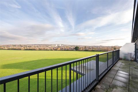 Swannell Way, Cricklewood, London, NW2 2 bed apartment for sale