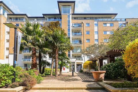 Compass House, Wandsworth, London 2 bed flat for sale