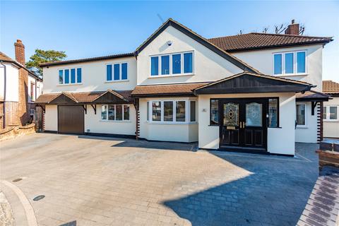 Nelmes Close, Emerson Park, RM11 5 bed detached house for sale