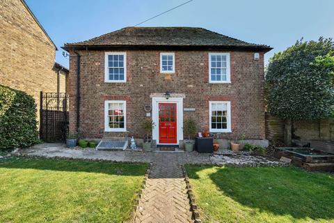 Tothill Street, Ramsgate CT12 3 bed detached house for sale