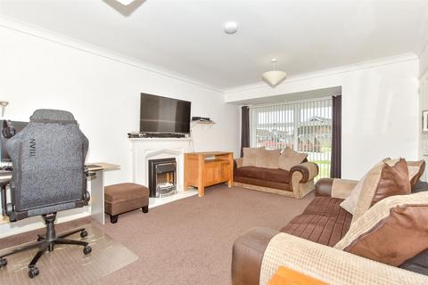Stroud Green Drive, Bognor Regis PO21 2 bed semi