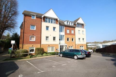 Bastins Close, Park Gate... 2 bed flat for sale