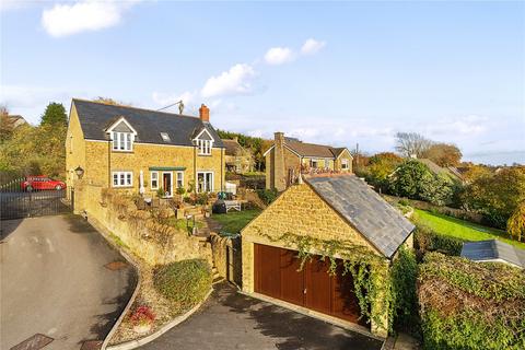 Fortnum Place, Ilminster, Somerset, TA19 4 bed detached house for sale