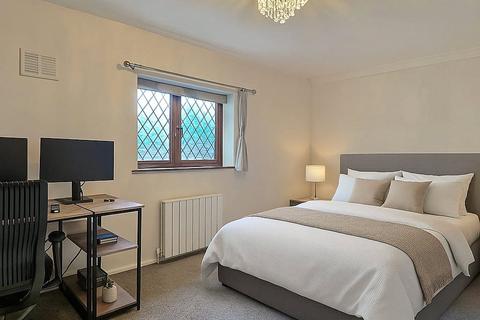 Alderwood Road, London SE9 2 bed terraced house for sale