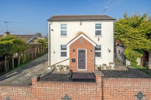 Mabel Road, Swanley, Kent 3 bed detached house for sale
