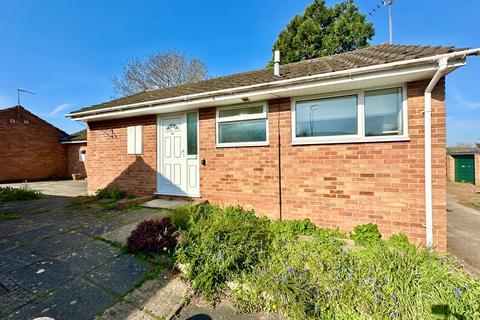 Queens Court, Ledbury, HR8 2 bed bungalow for sale