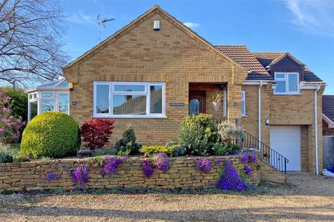 Bricketts Lane, Flore, Northampton... 2 bed detached house for sale