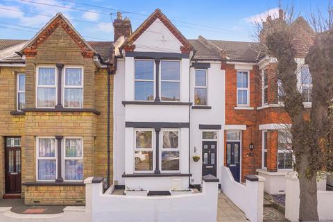 Rock Avenue, Gillingham, ME7 4 bed terraced house for sale
