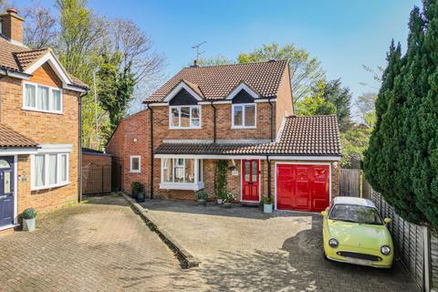 Ashdale, Bishop's Stortford CM23 5 bed detached house for sale